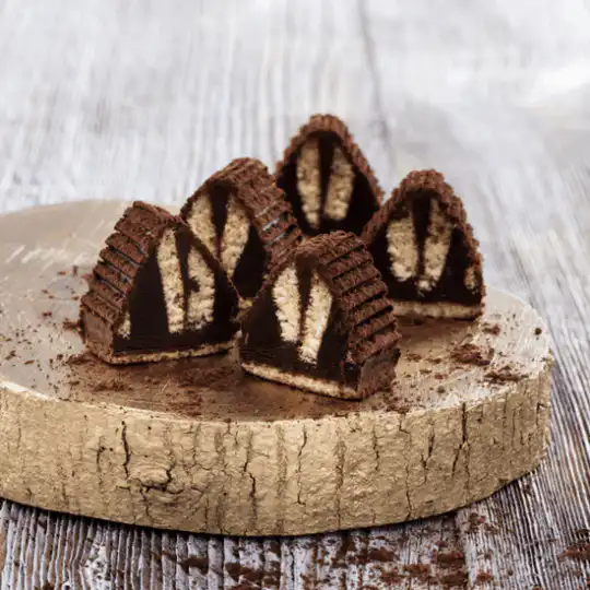 0000843_petit-four-piramit_550-1.png 0000843_petit-four-piramit_550-1.png
