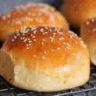 1073329-belles-hamburger-buns-vrinda-4x3-1-10f86efd183744f0a42d751f7989968a-2.jpg