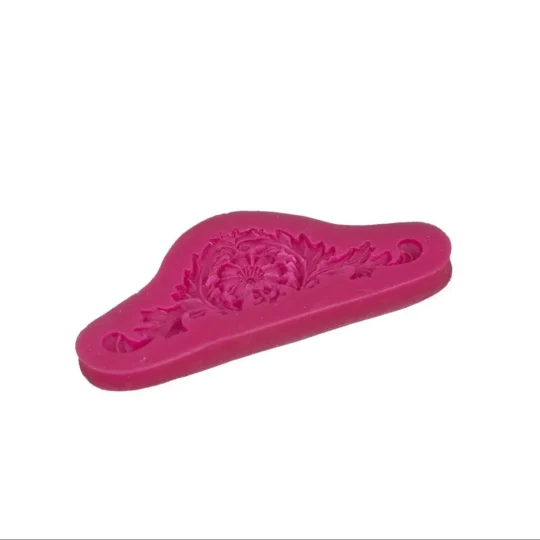 seker-hamuru-cikolata-silikon-pembe-bordur-2.webp